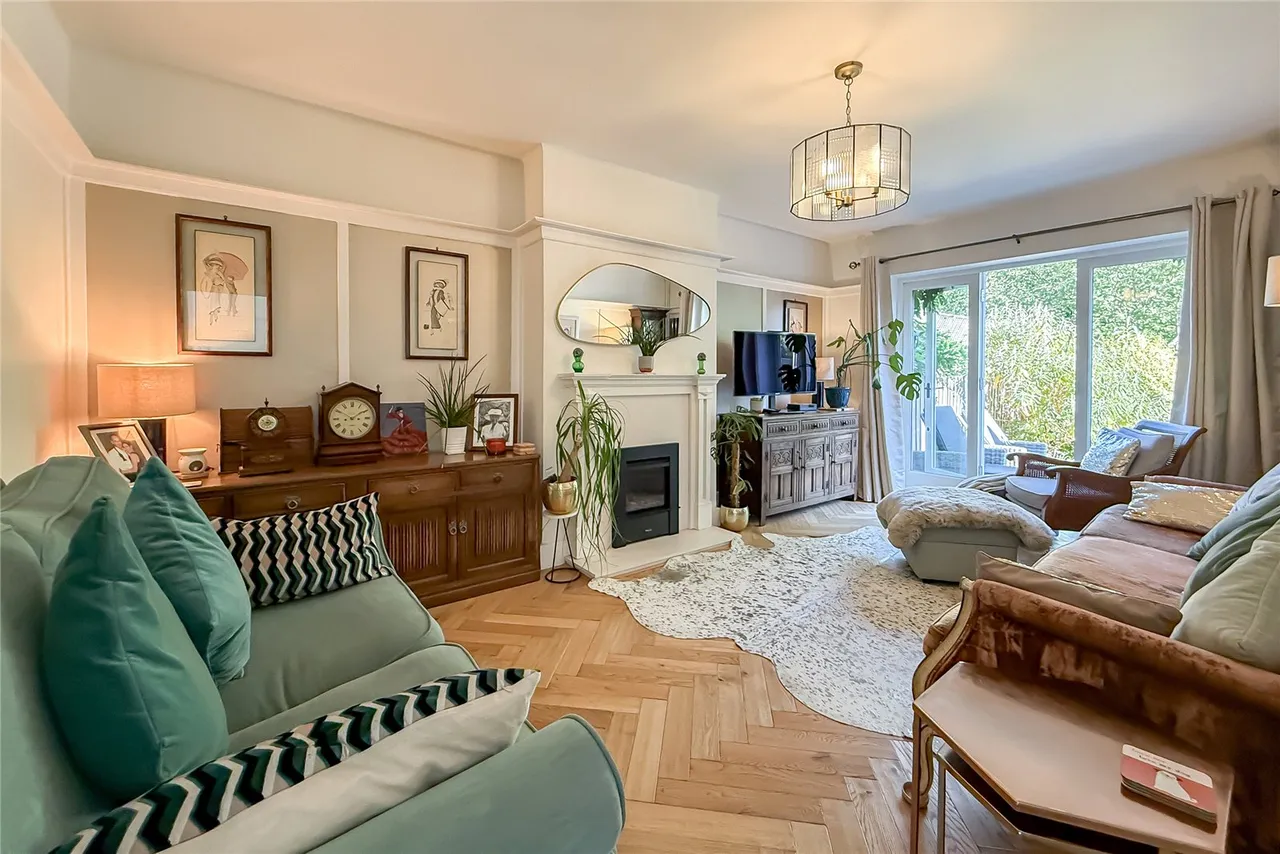 Sun Lane, Harpenden, Hertfordshire, AL5 4ET, photo 3