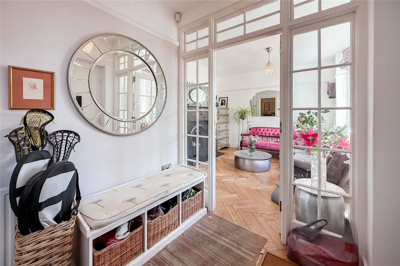 Sun Lane, Harpenden, Hertfordshire, AL5 4ET, photo 2