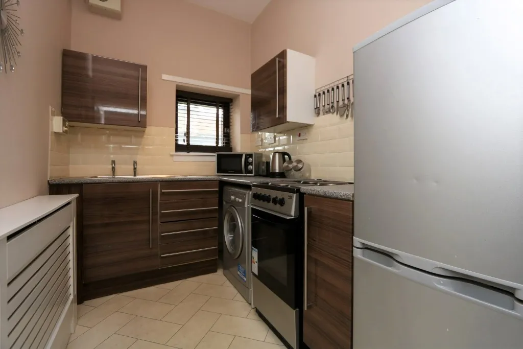 Main Street, Bellshill, ML4, photo 5