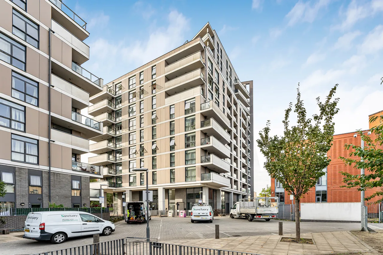 Pomfret Place, London, E14, photo 15