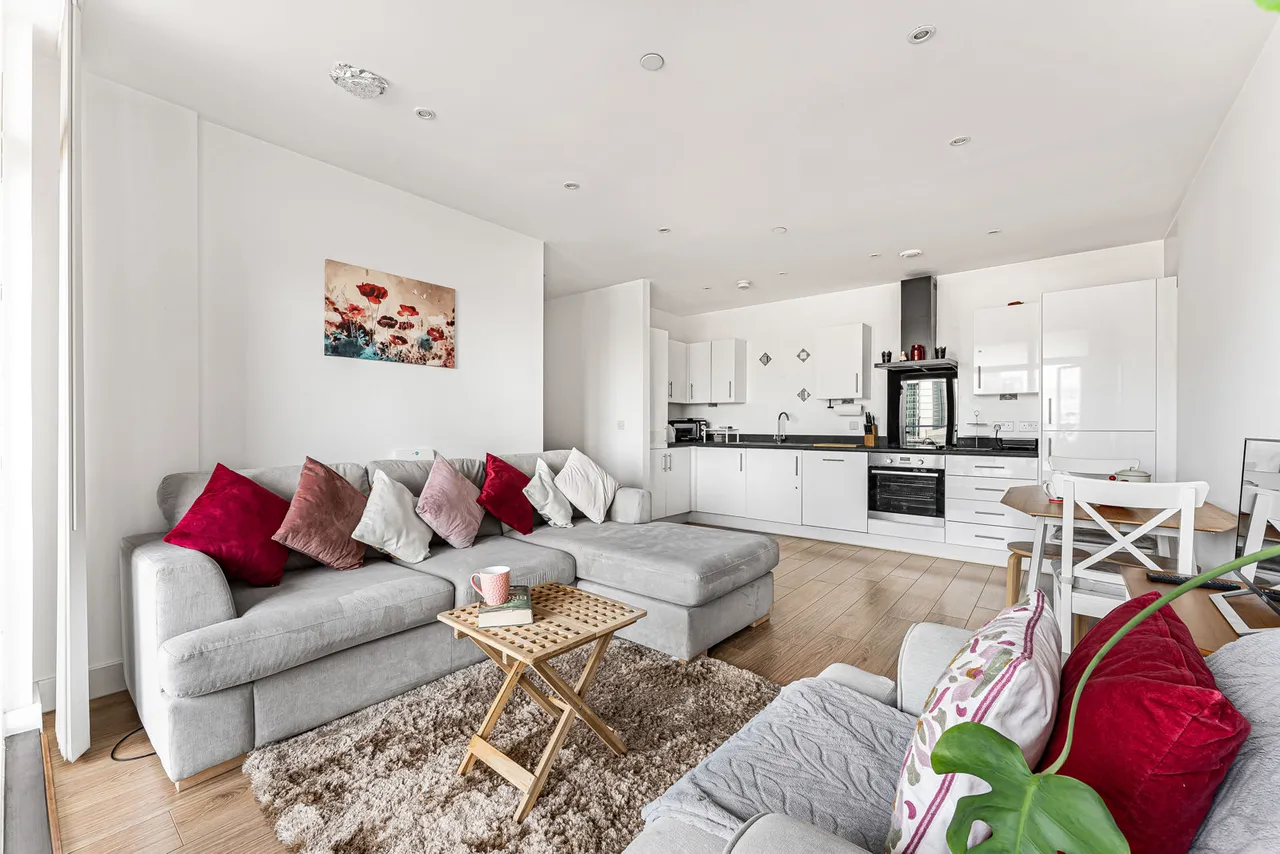 Pomfret Place, London, E14, photo 6