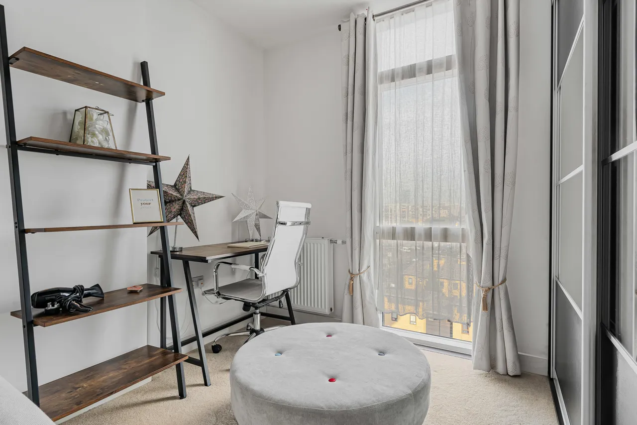 Pomfret Place, London, E14, photo 9
