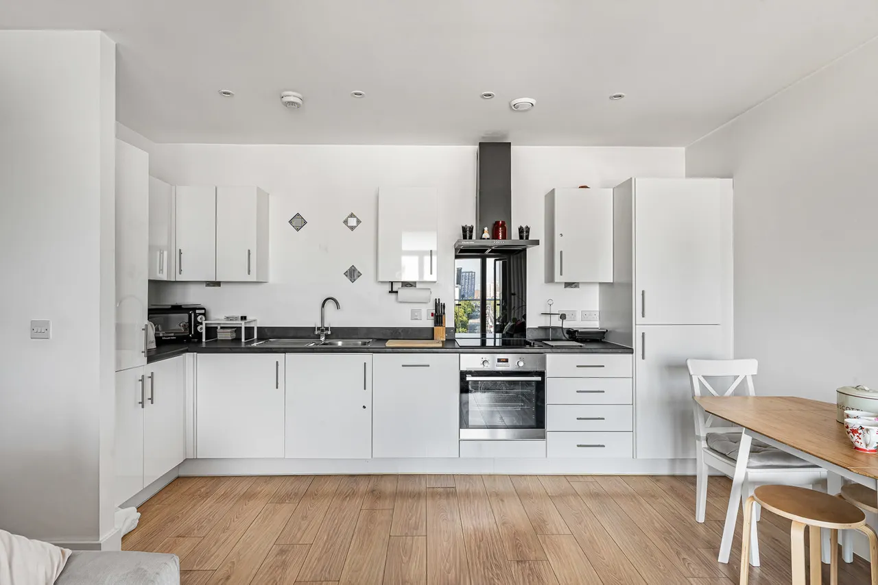 Pomfret Place, London, E14, photo 3