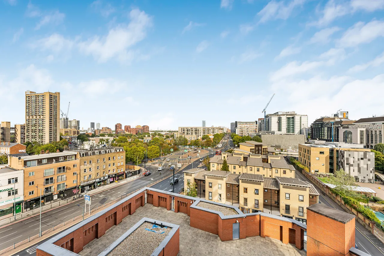 Pomfret Place, London, E14, photo 13