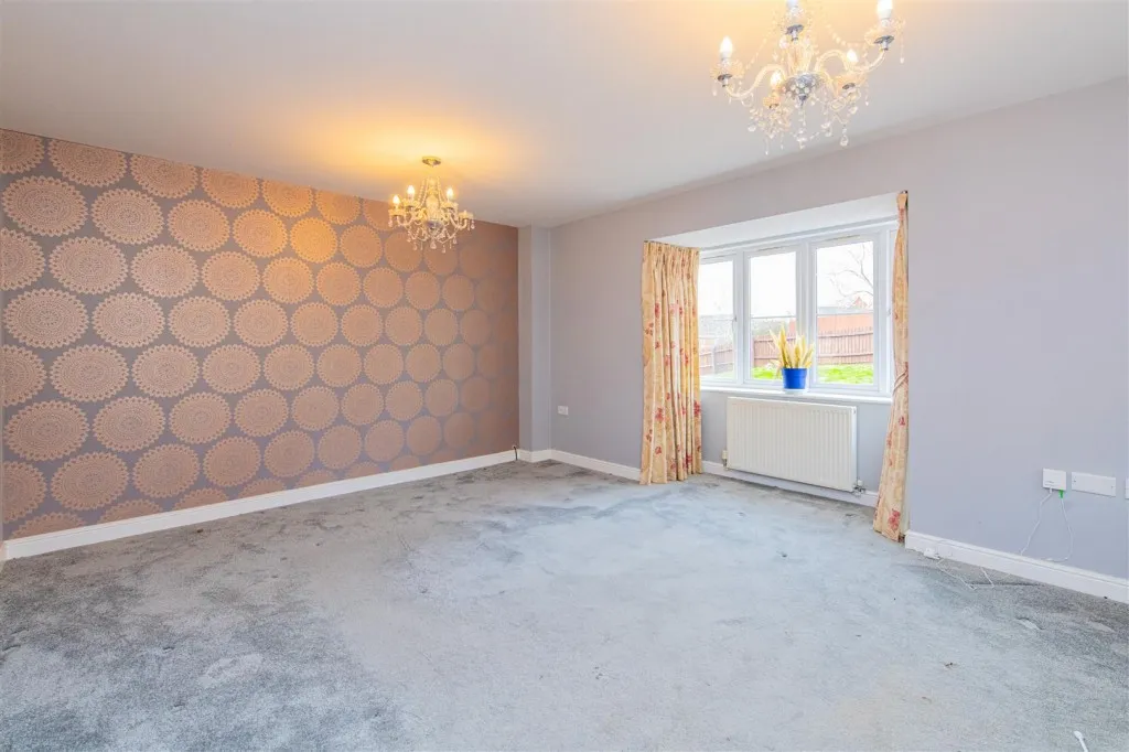 Ripon Court, Corby, photo 9