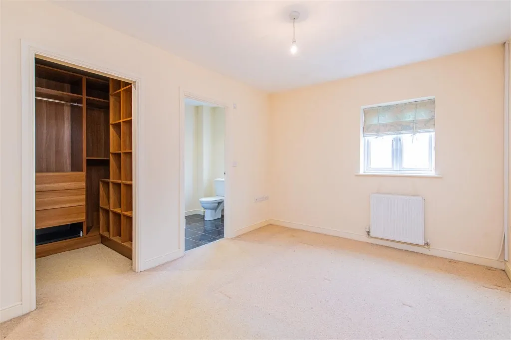 Ripon Court, Corby, photo 10