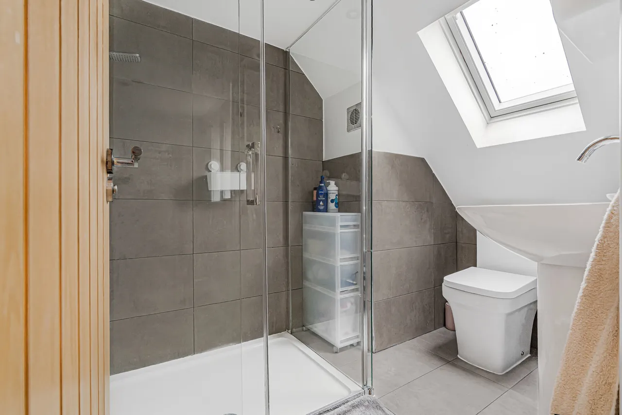 Hogshill Lane, Cobham, KT11, photo 8