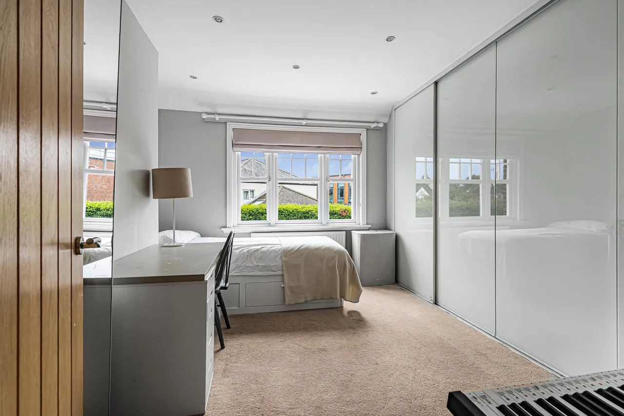 Hogshill Lane, Cobham, KT11, photo 5