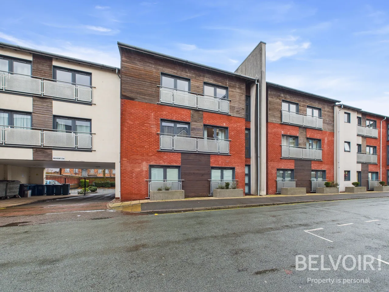 2 bed flat for sale, Marsh Street, Stafford, ST16