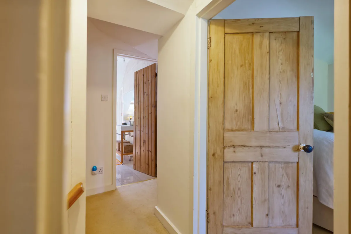 Pulborough, RH20 2AH, photo 17