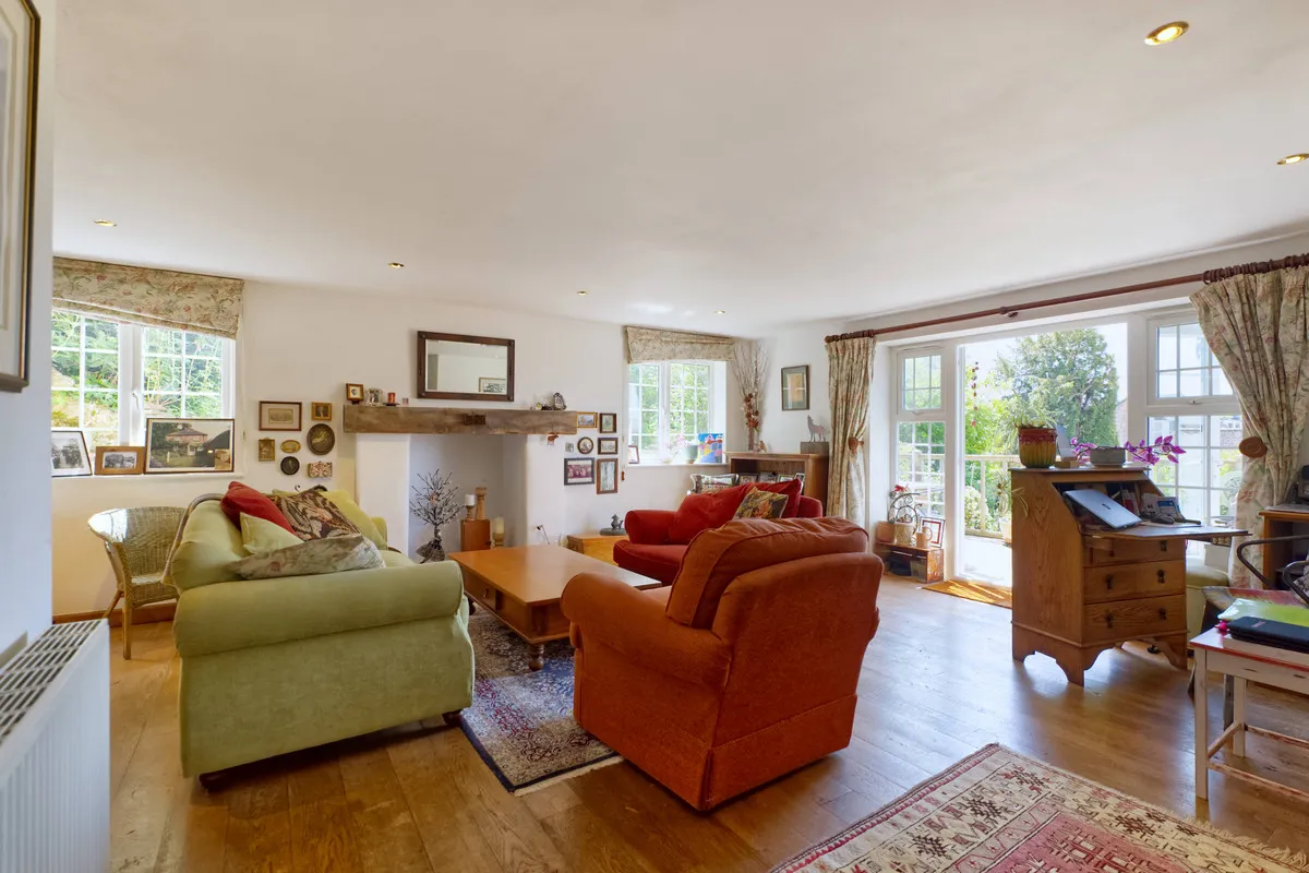 Pulborough, RH20 2AH, photo 4