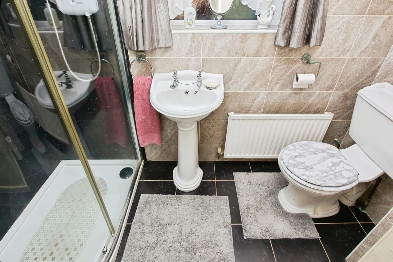 Yew Tree Road, Newhall, DE11, photo 16