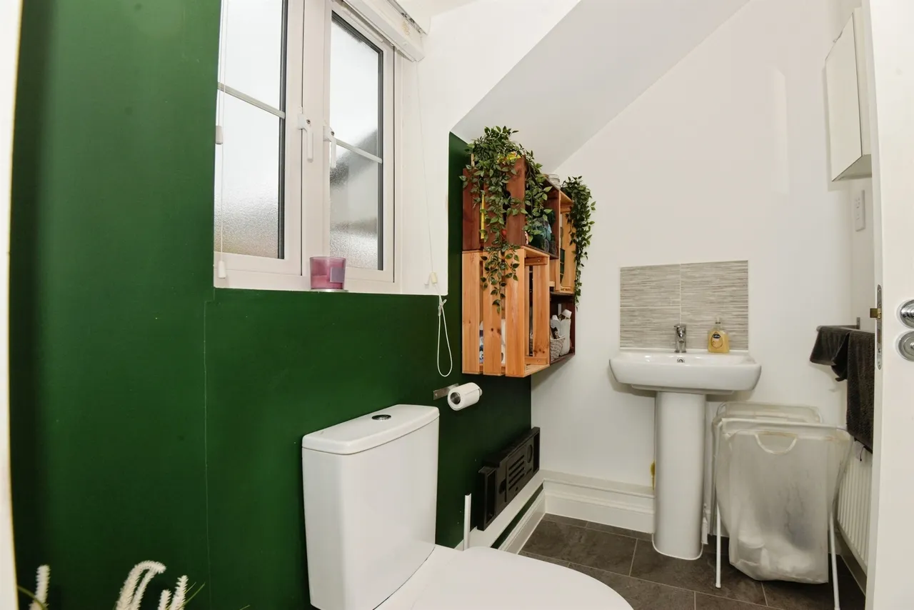 Ashmole Place, Wokingham, RG40, photo 14