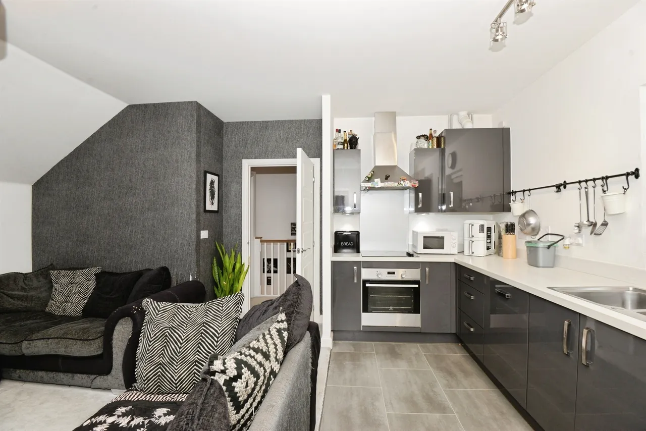 Ashmole Place, Wokingham, RG40, photo 3