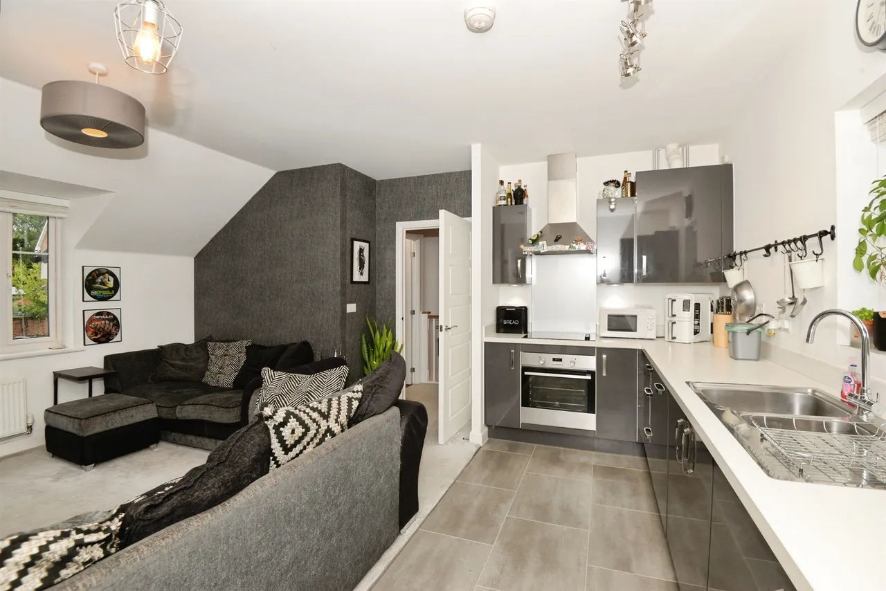 Ashmole Place, Wokingham, RG40, photo 6