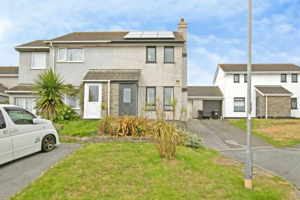 2 bed house for sale, St. Georges Hill Close, Perranporth, TR6