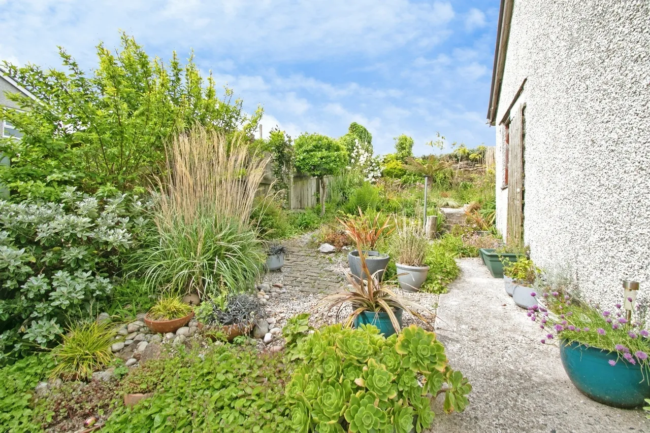 St. Georges Hill Close, Perranporth, TR6, photo 16