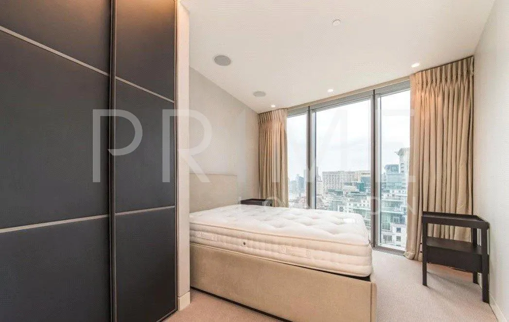 The Tower, One St George Wharf, SW8, photo 7
