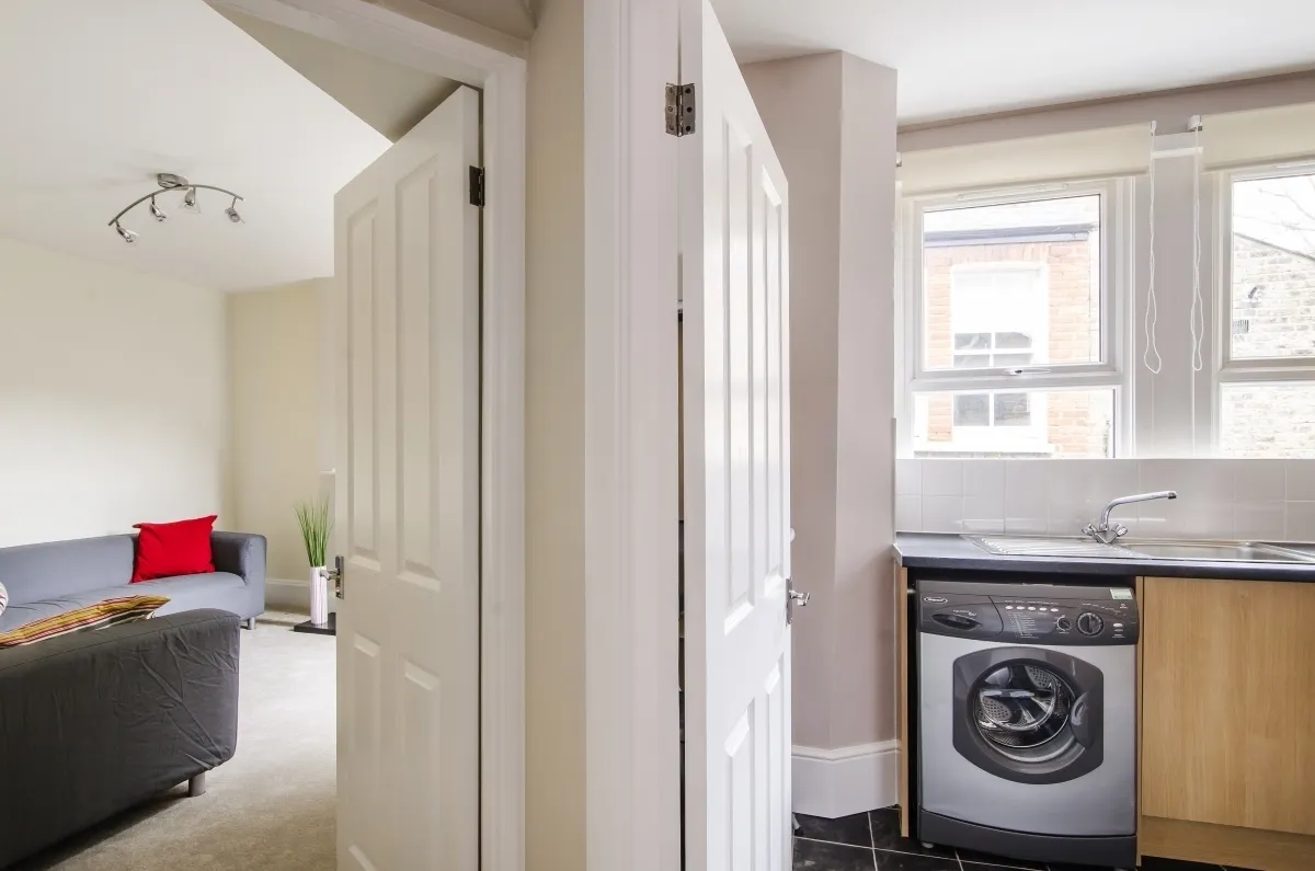 Kingswood Road, London, SW2, photo 10