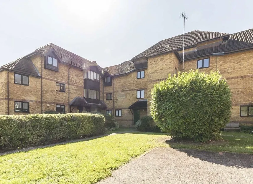 1 bed flat to rent — Linwood Close, Camberwell, SE5