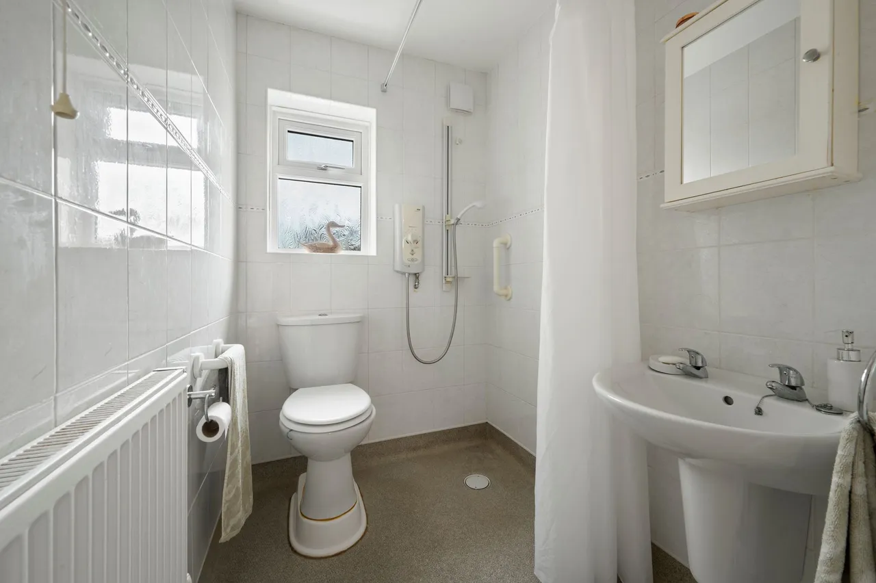 Park Road, Warrington, Warrington, WA2 9BA, photo 14