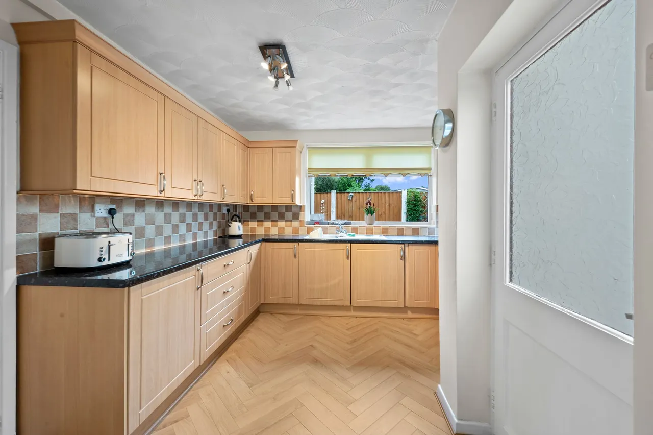 Park Road, Warrington, Warrington, WA2 9BA, photo 11