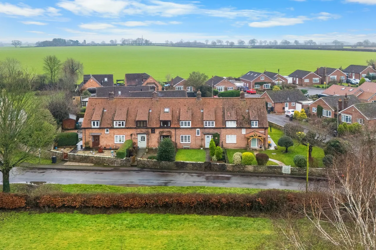 Chapel Lane, Marton Le Moor, HG4, photo 16