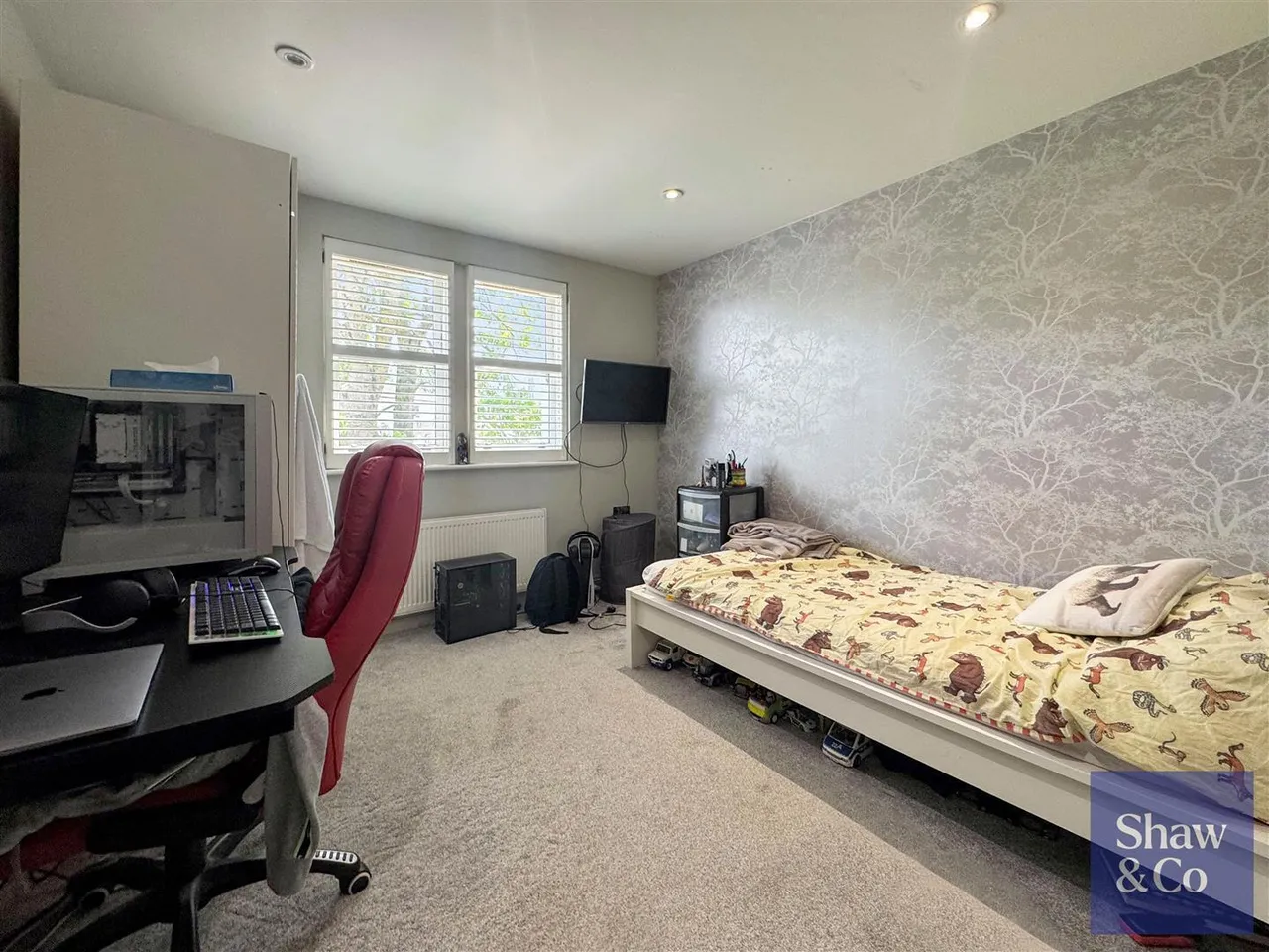 The Mews, Worton Hall, photo 11