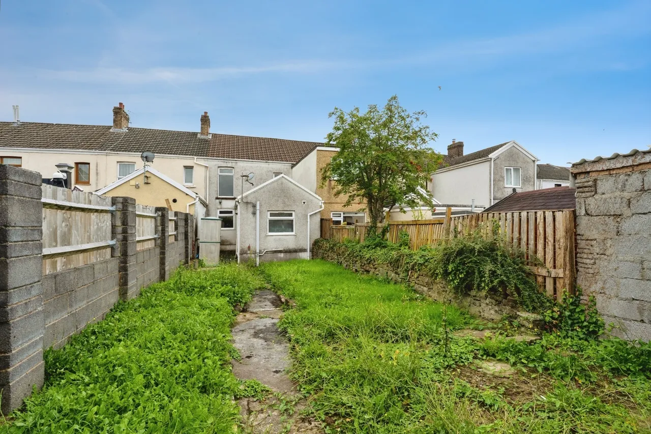 Trinity Street, Gorseinon, SA4, photo 16