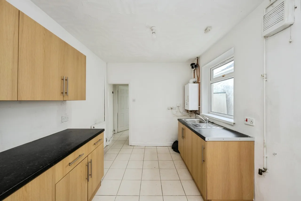 Trinity Street, Gorseinon, SA4, photo 9
