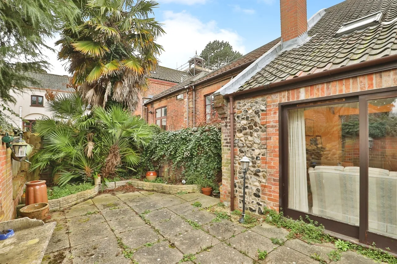3 bed barn conversion for sale — Catton Hall Farm, Old Catton, Norwich