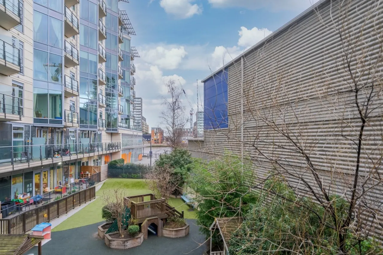 Flotilla House, Battersea Reach, photo 6