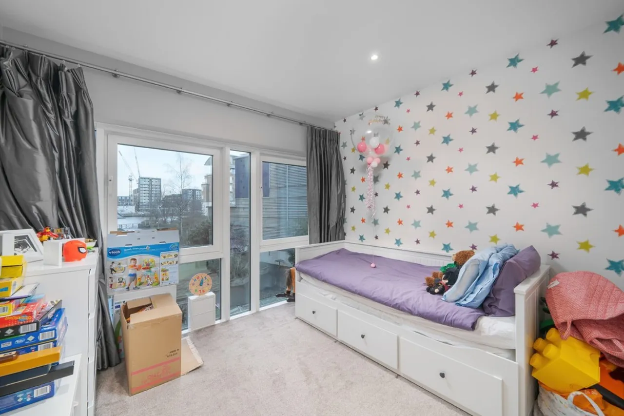 Flotilla House, Battersea Reach, photo 8