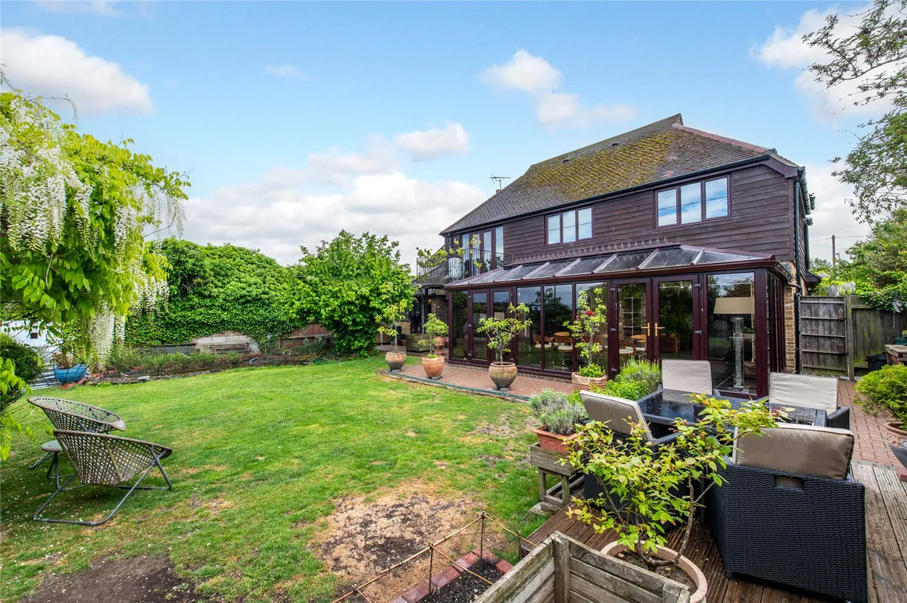Lower Rainham Road, Rainham, ME8, photo 37