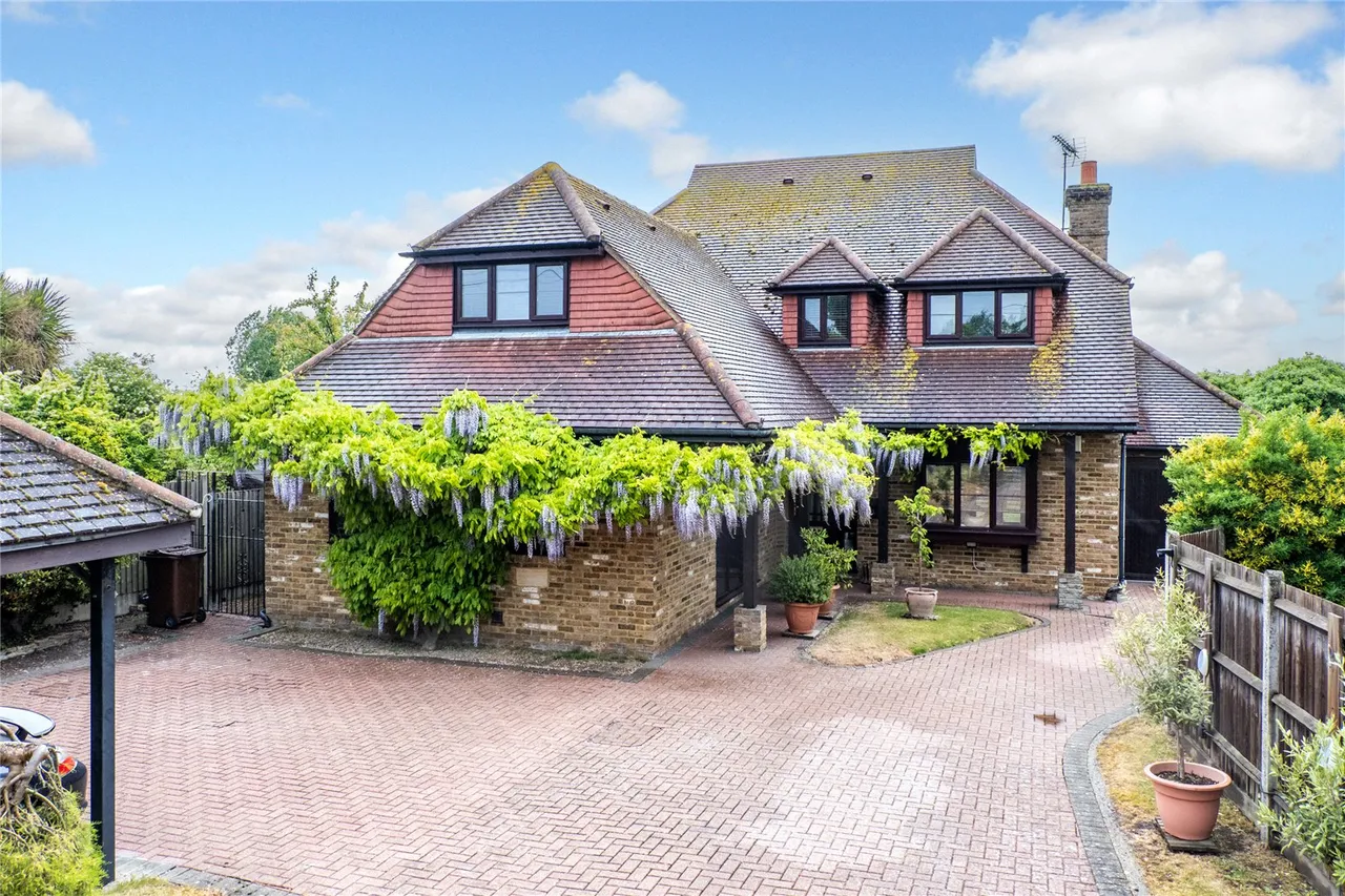 Lower Rainham Road, Rainham, ME8, photo 17