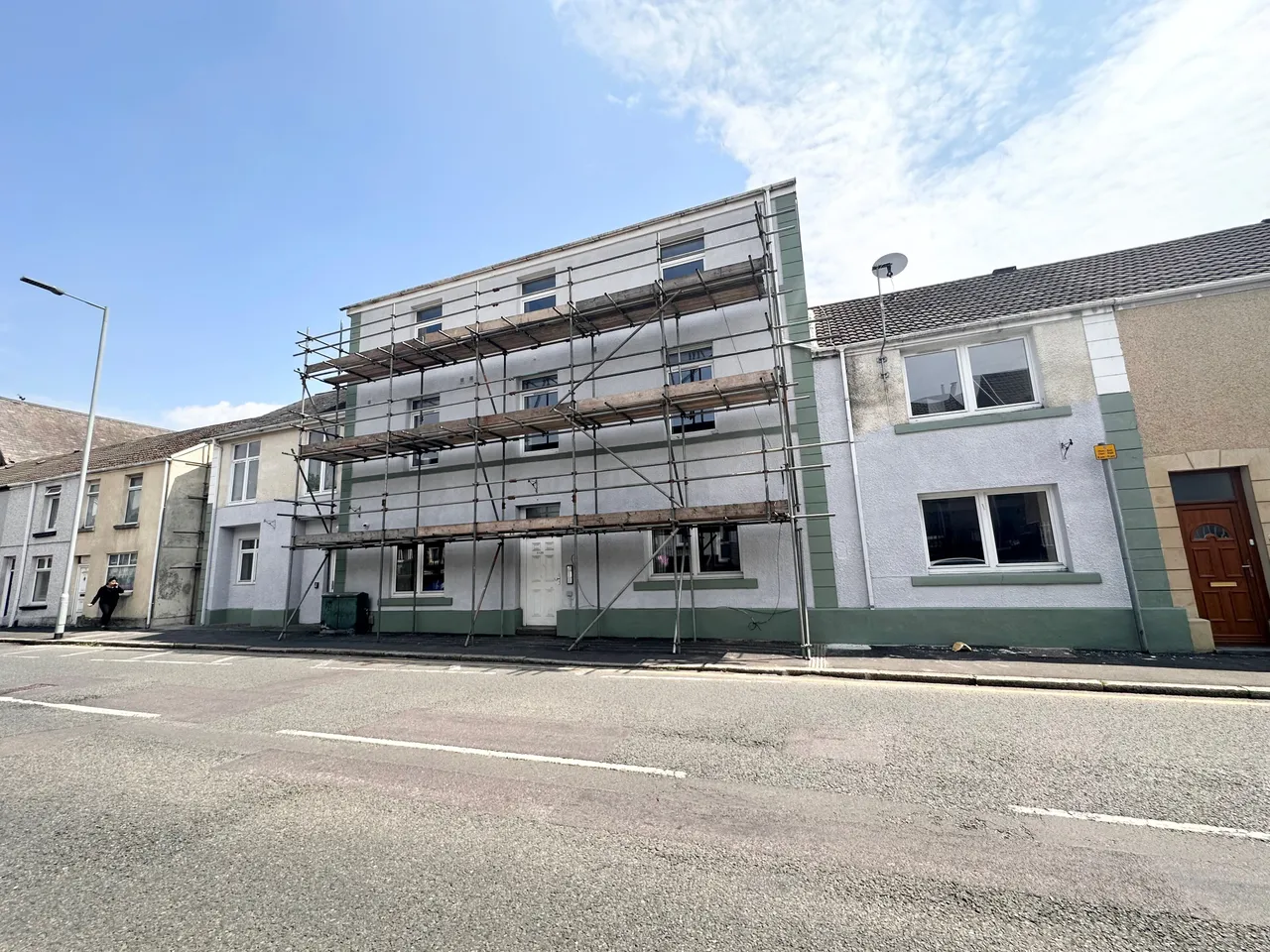 Neath Road, Swansea, SA6, photo 5