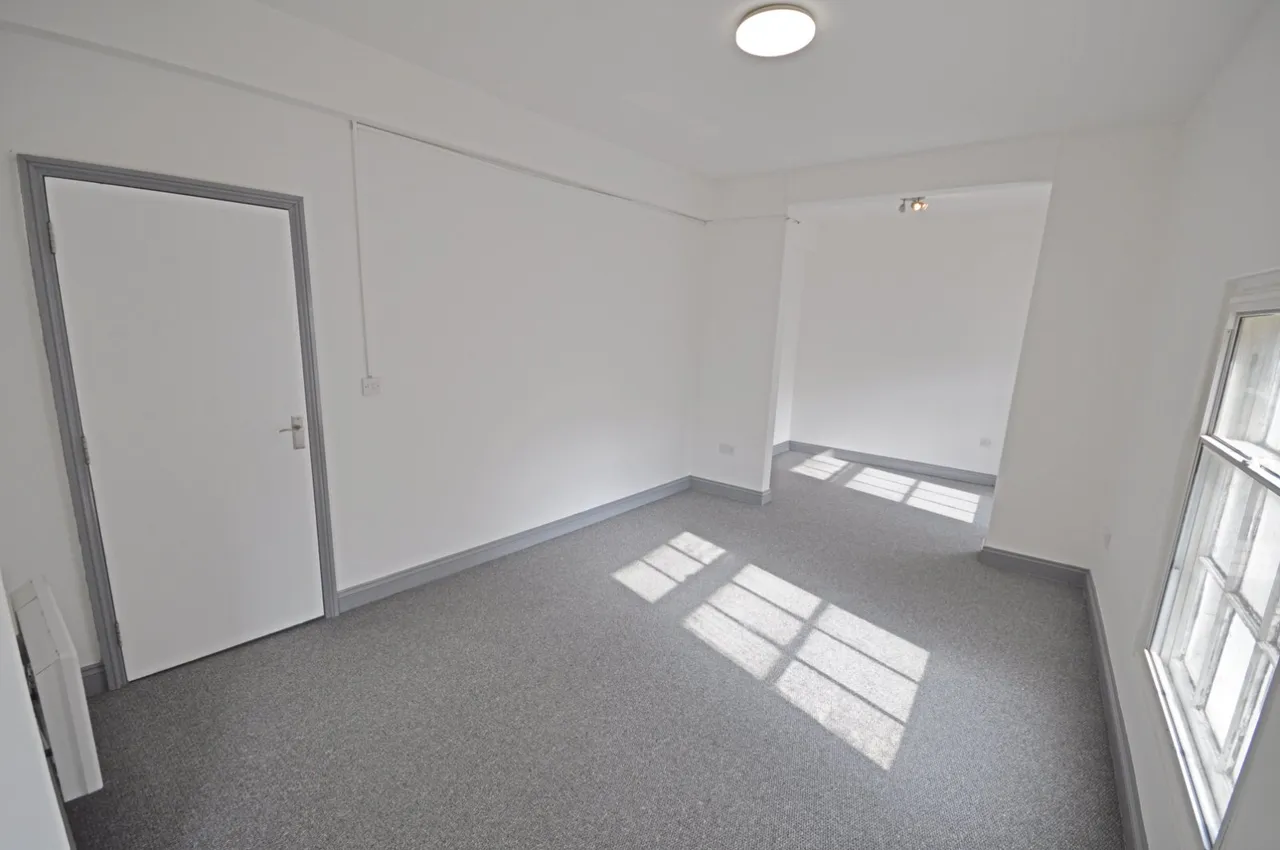 Station Street, Burton-on-Trent, DE14, photo 2