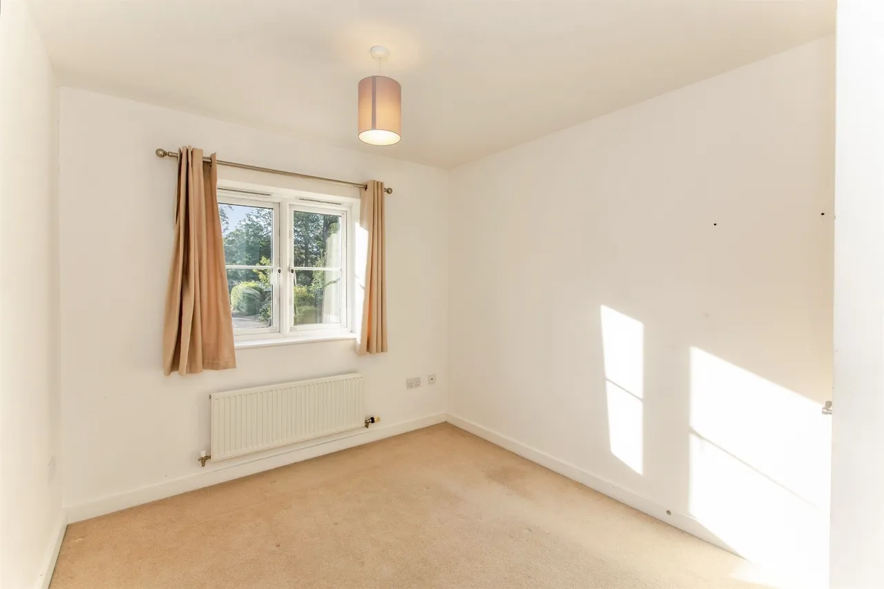 North Lodge Drive, Papworth Everard, CB23, photo 9