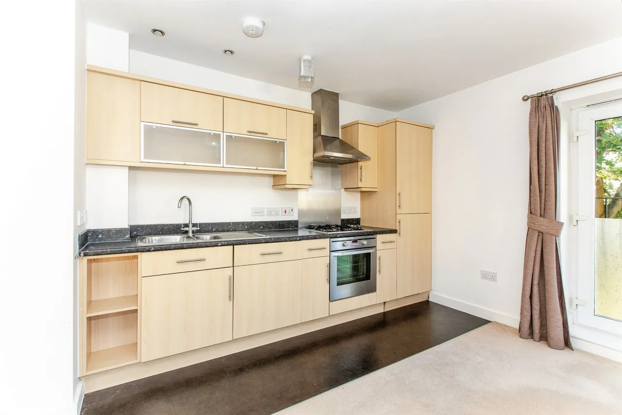 North Lodge Drive, Papworth Everard, CB23, photo 2