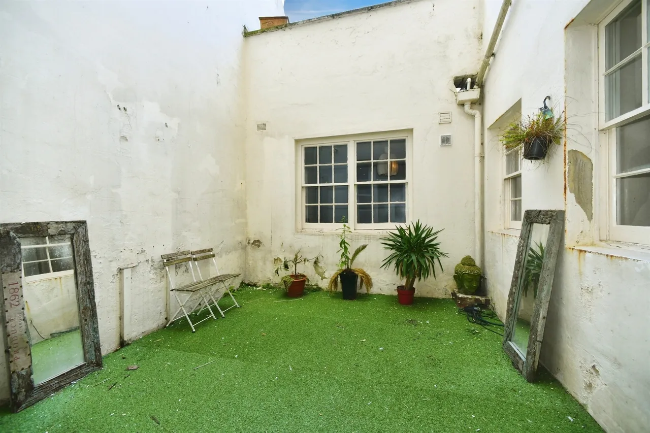 Adelaide Crescent, Hove, BN3, photo 23