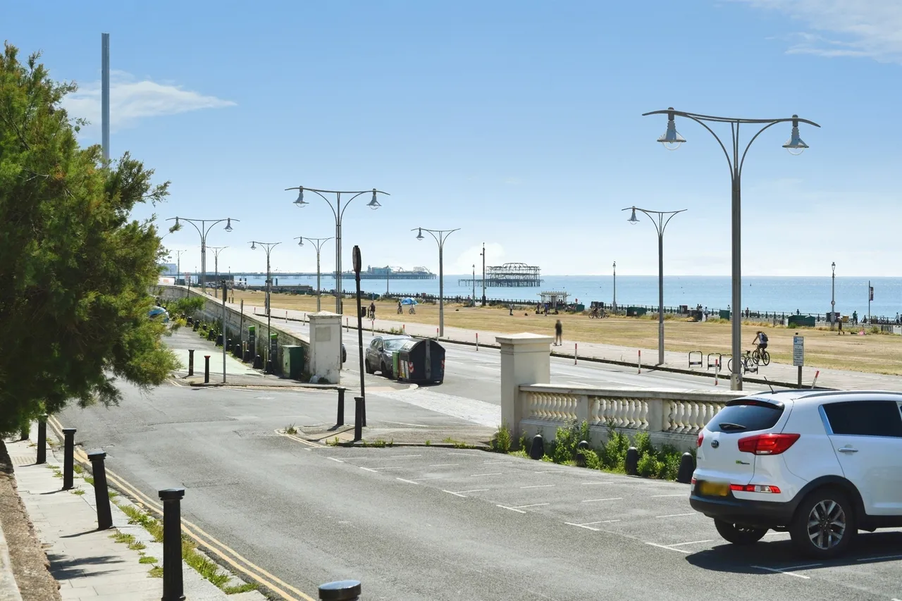 Adelaide Crescent, Hove, BN3, photo 24