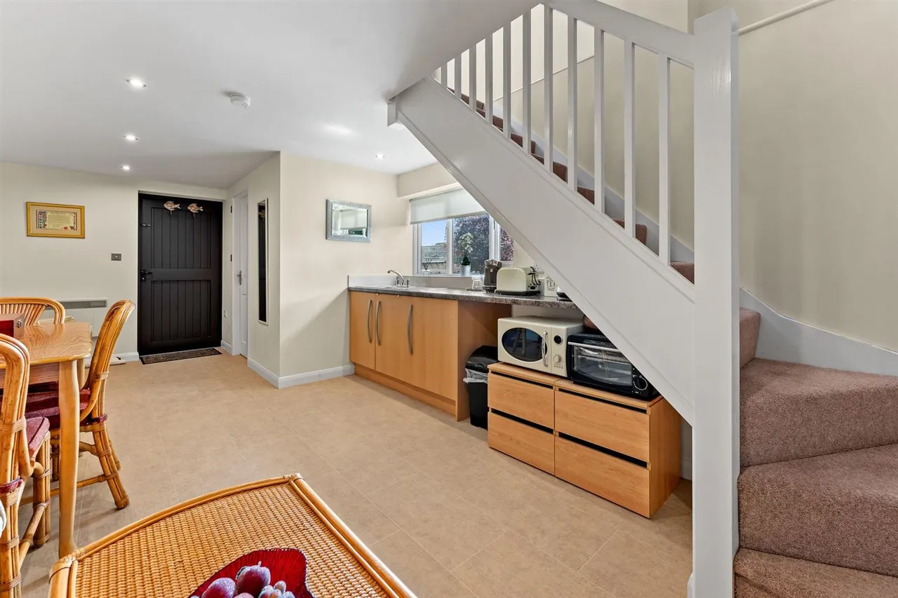Woodford Lane, Newton, SK10, photo 22