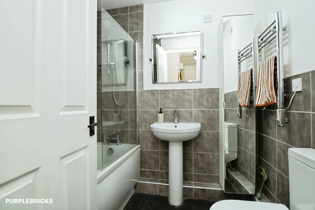 Schooner Way, Cardiff, CF10, photo 13