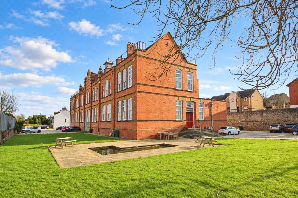 2 bed flat for sale, Bideford, EX39