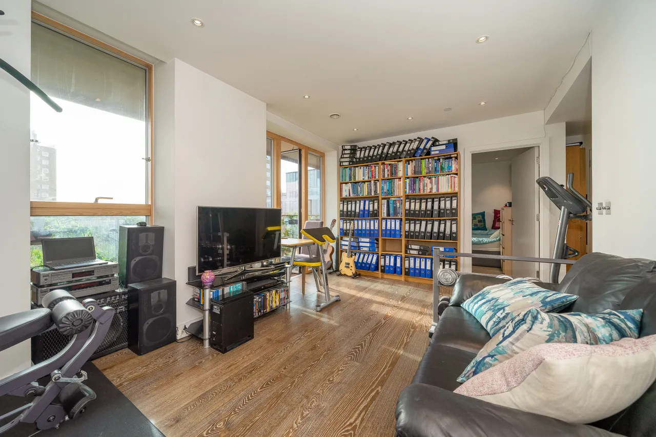 1 bed flat for sale — Albert Road, London, NW6