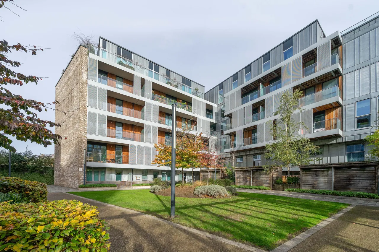 Albert Road, London, NW6, photo 4