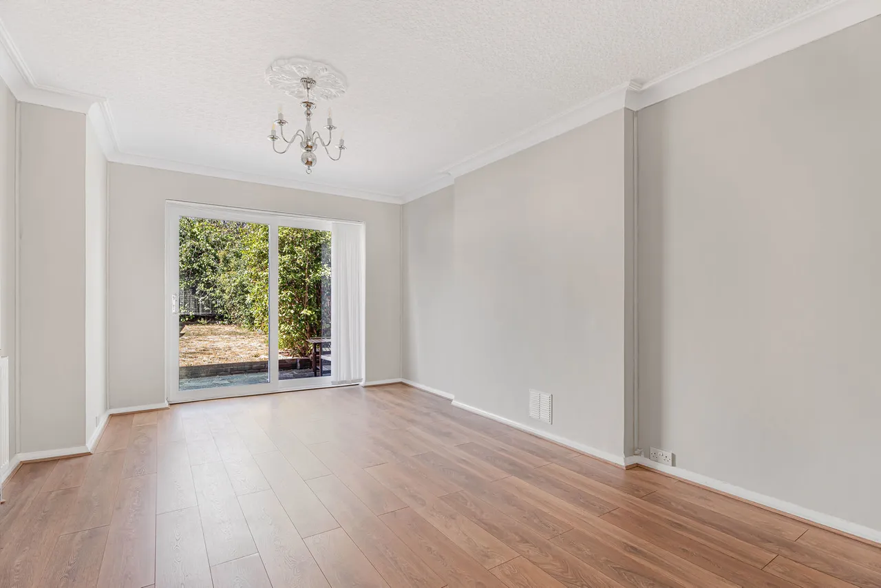 Vyner Road, London, W3, photo 6