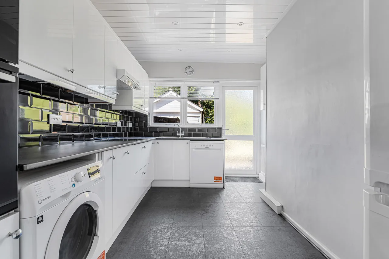 Vyner Road, London, W3, photo 3