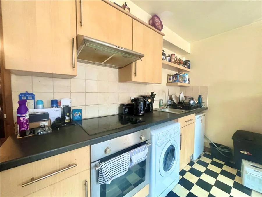 Drill Hall Road, Newport, PO30, photo 3