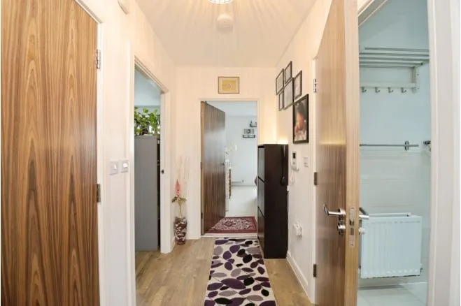 Handley Page Road, Barking, IG11, photo 6